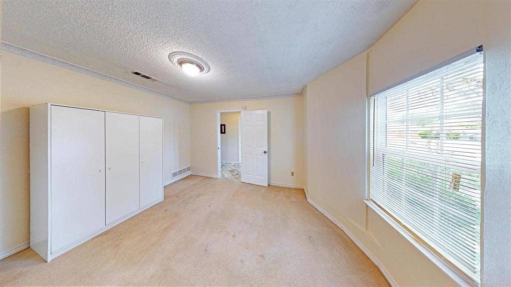 1 BR in DeSoto