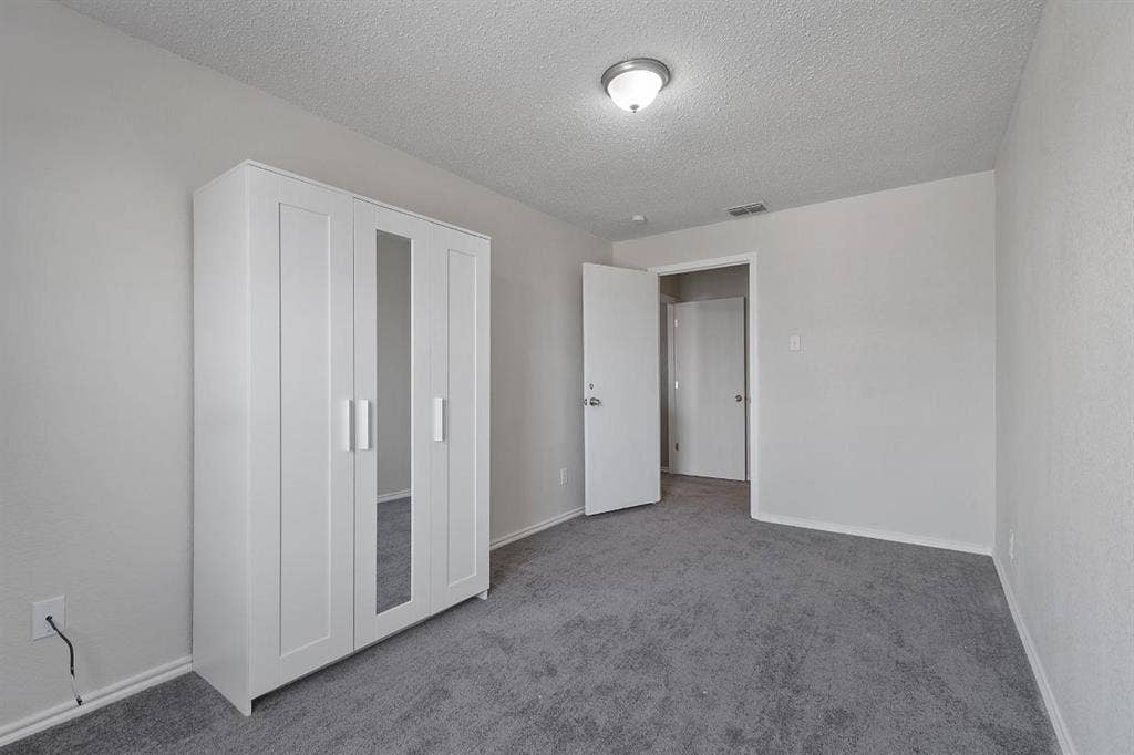 1 BR in Arlington