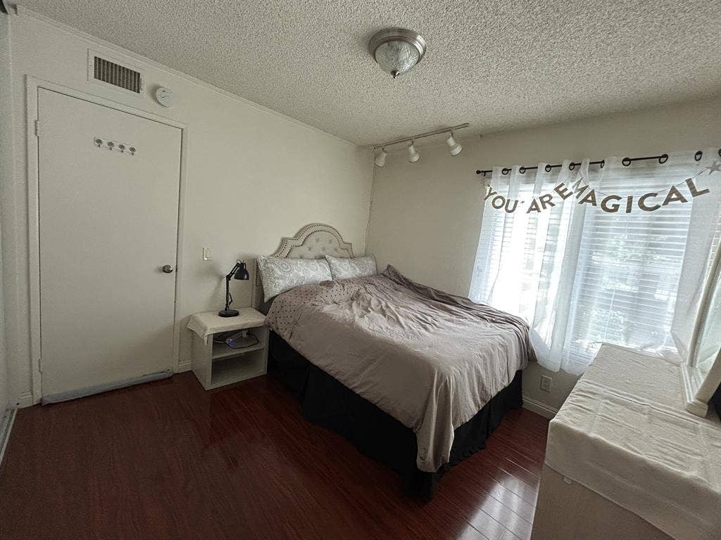 Roommates wanted in Diamond Bar, CA