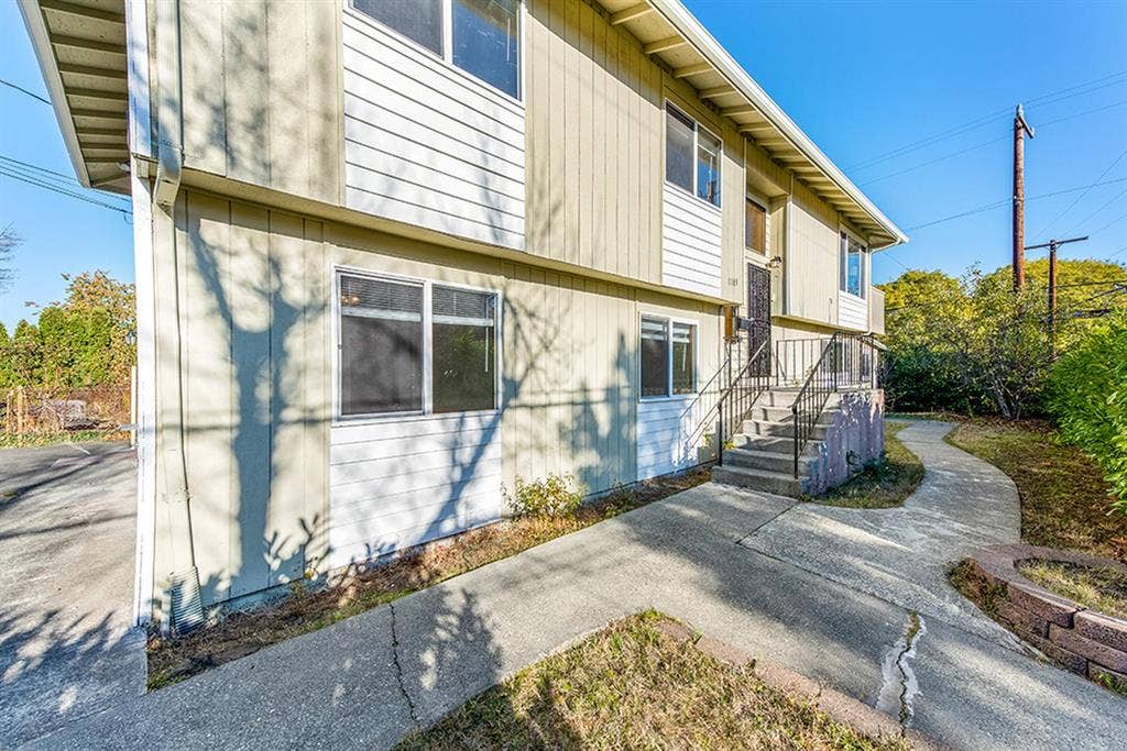 1 BR in Seattle