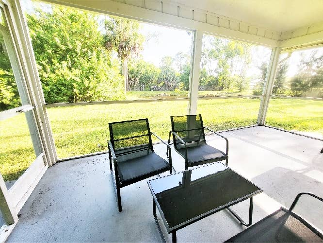 Furnished Room w/wifi -Loxahatchee