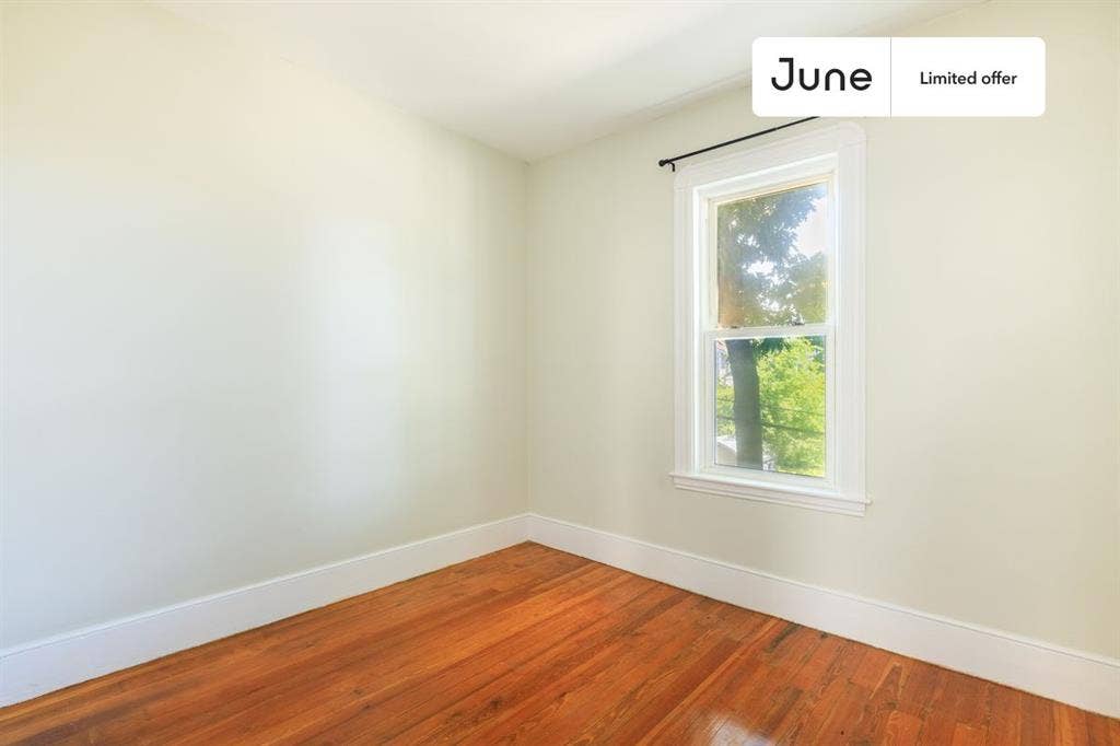 4 BR in Boston