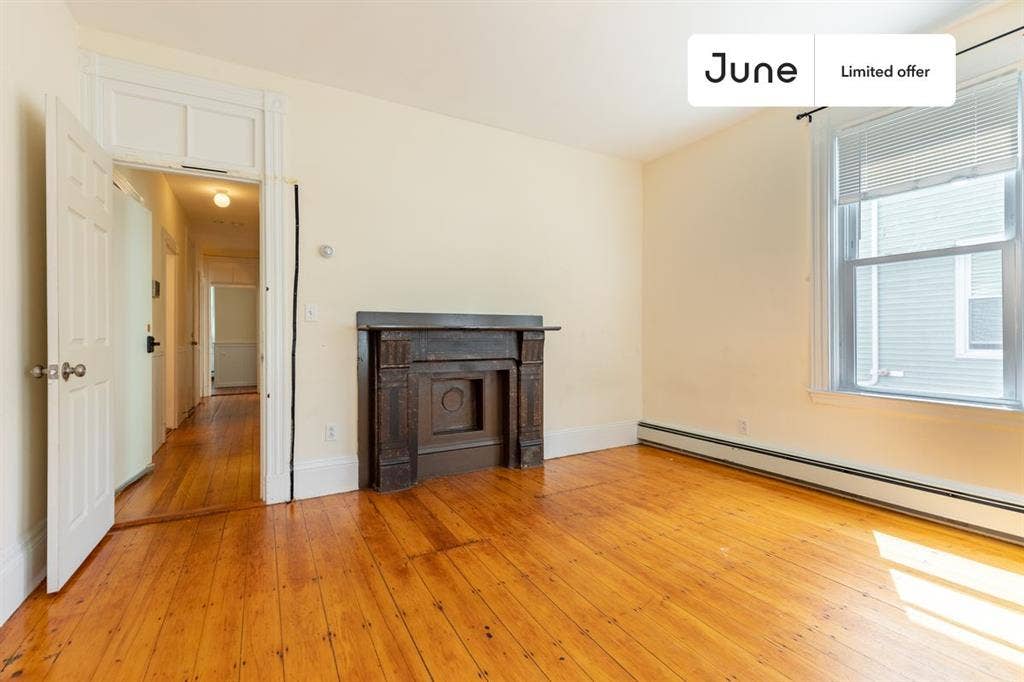 4 BR in Boston