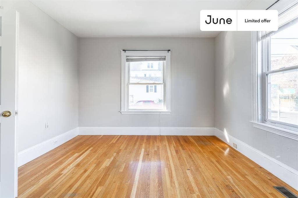 3 BR in Boston