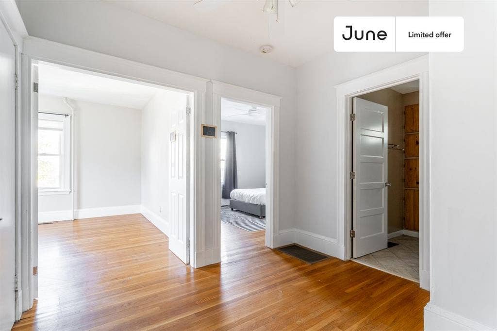 3 BR in Boston