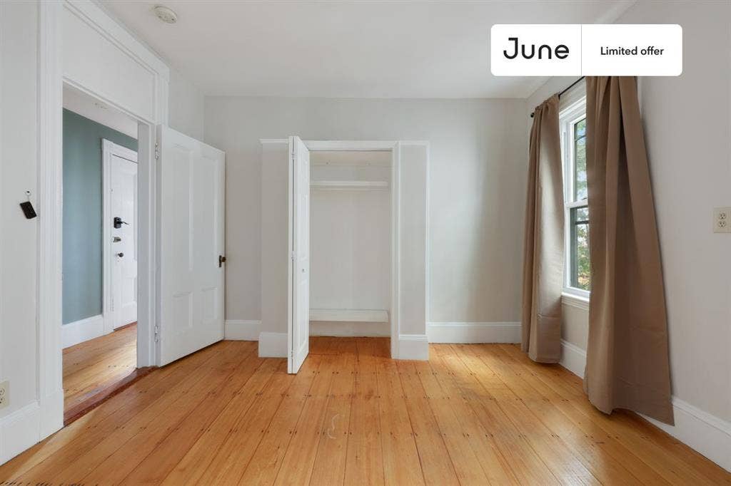 4 BR in Boston