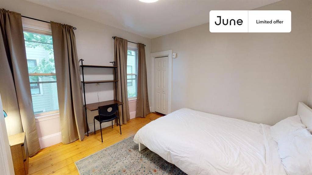 4 BR in Boston