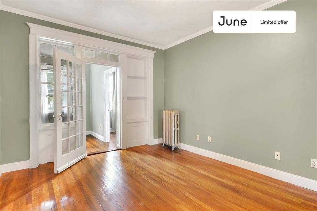 3 BR in Boston