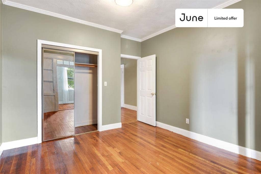 3 BR in Boston