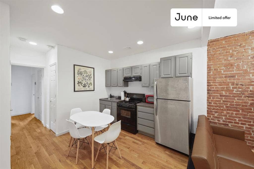 4 BR in New York City