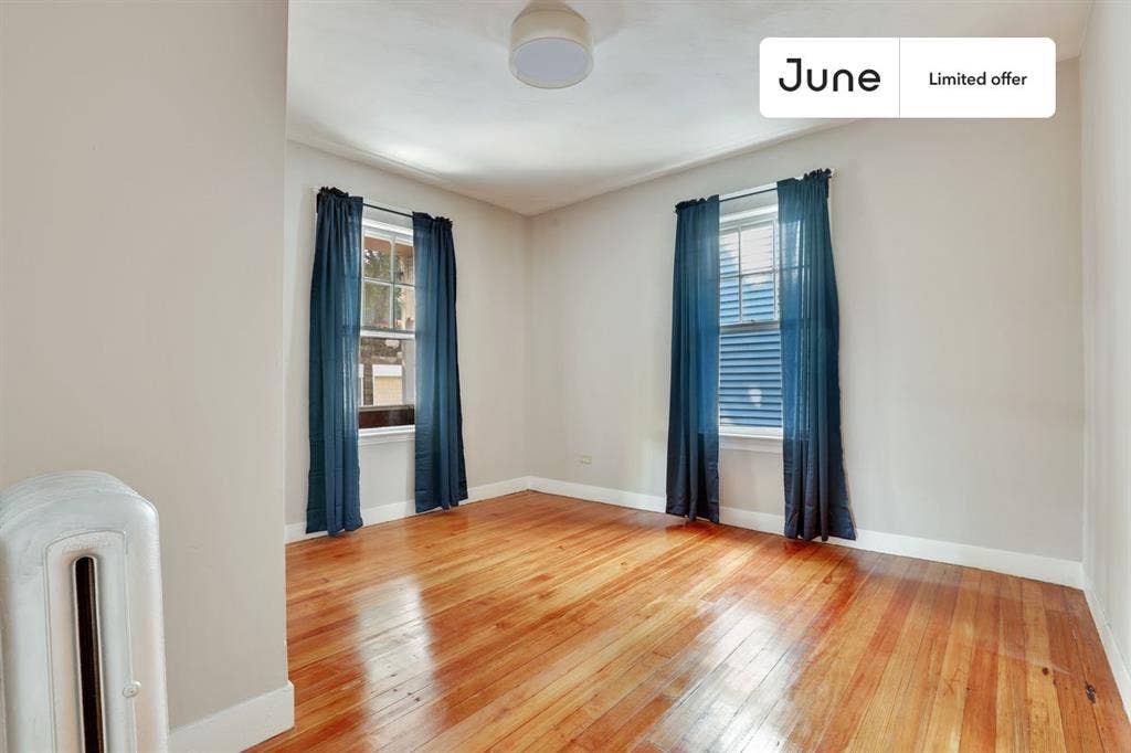 4 BR in Boston