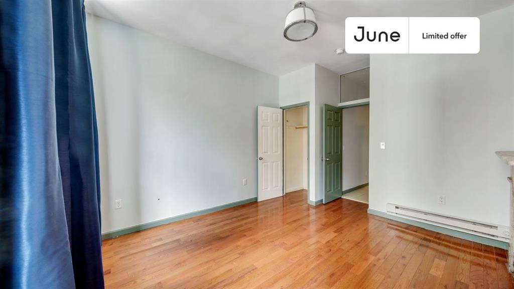 2 BR in New York City