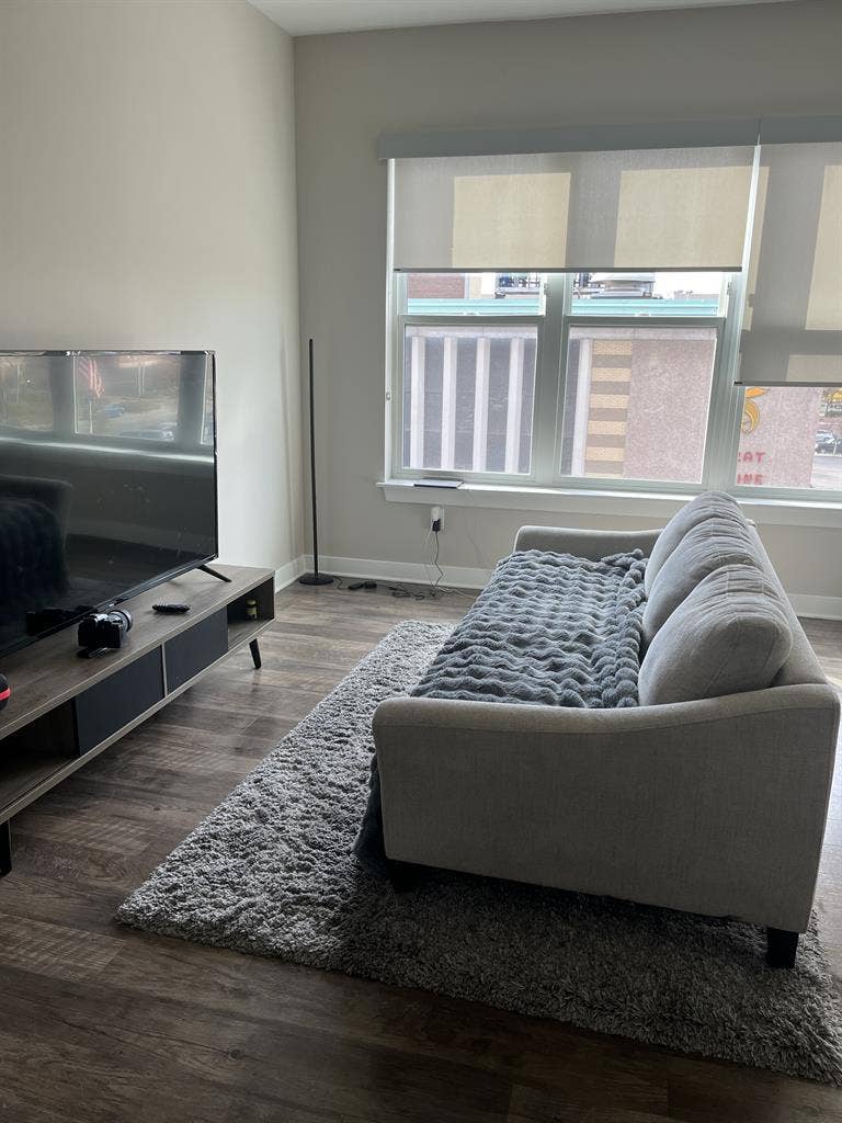 Cozy studio available in downtown