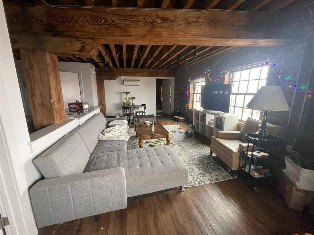 ROOM FOR RENT IN LEAVENWORTH