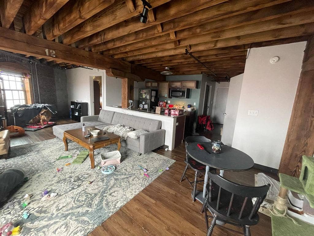 ROOM FOR RENT IN LEAVENWORTH