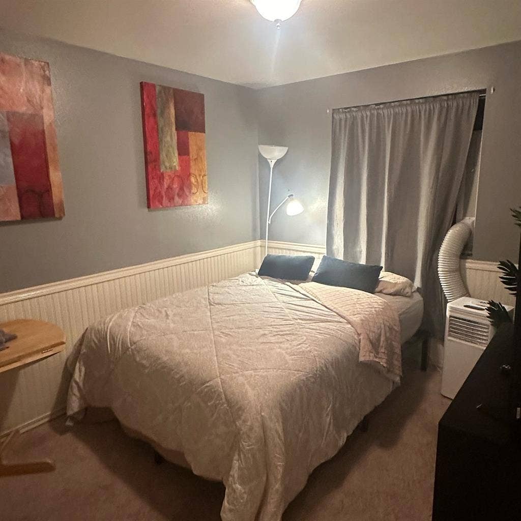 Furnished room in Puyallup