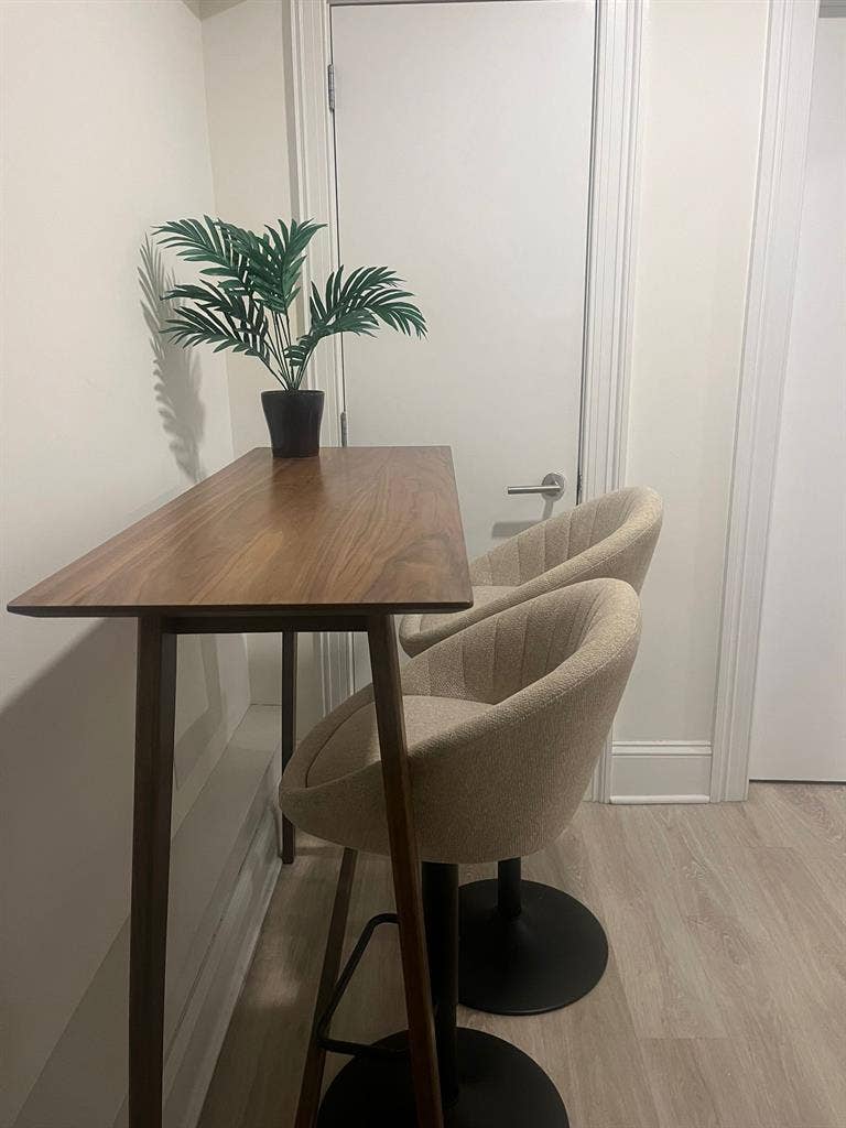 🌸Furnished Room in Midtown South🌸