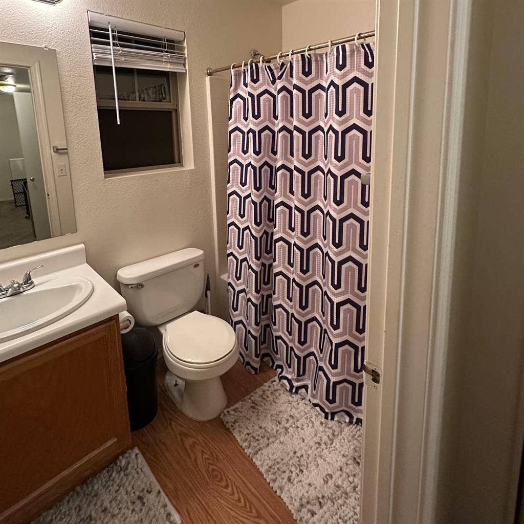 Private room / bathroom