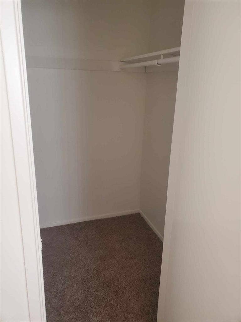 Seeking Roommate in Long Beach