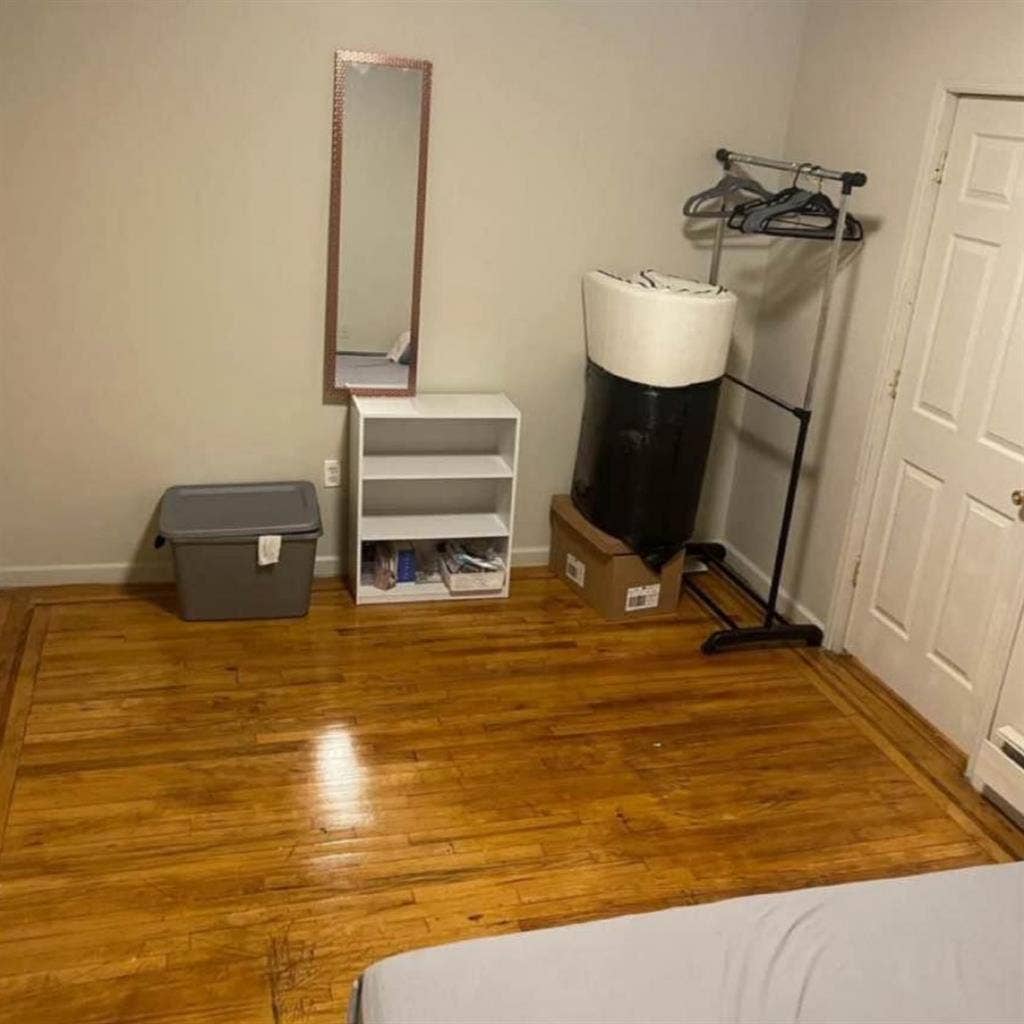 Rent one private bedroom in JC