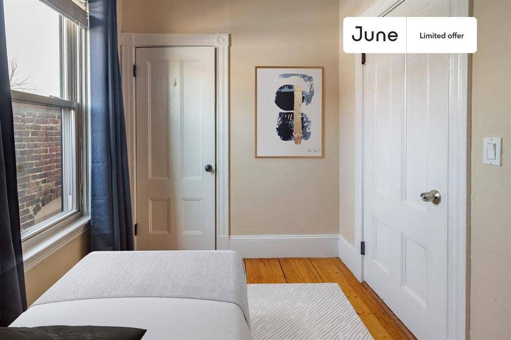 4 BR in Boston