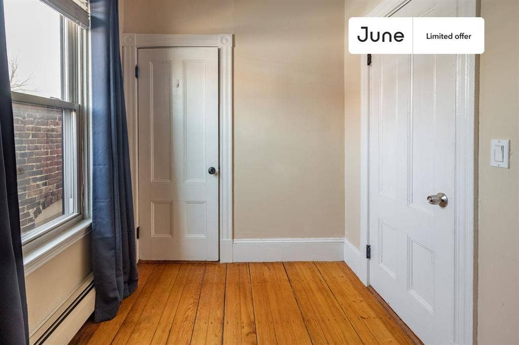 4 BR in Boston