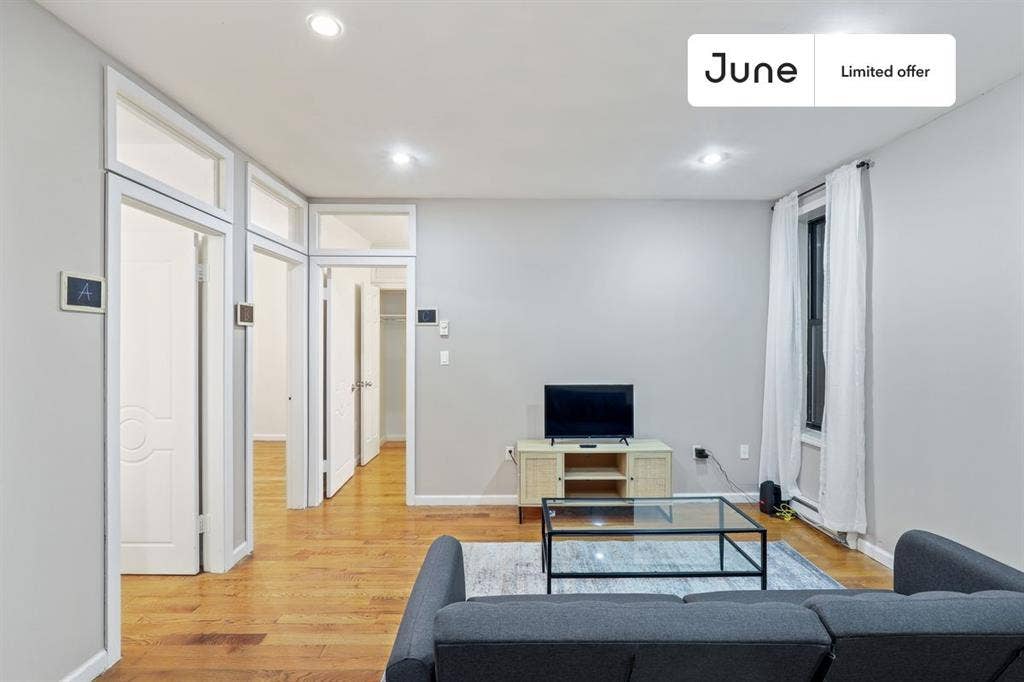 4 BR in New York City