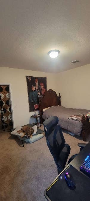 Large Room in South Austin