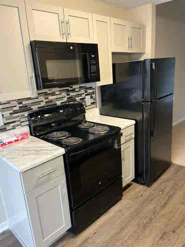 Looking for a responsible roommate