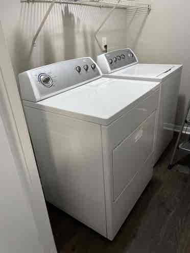 Looking for a responsible roommate
