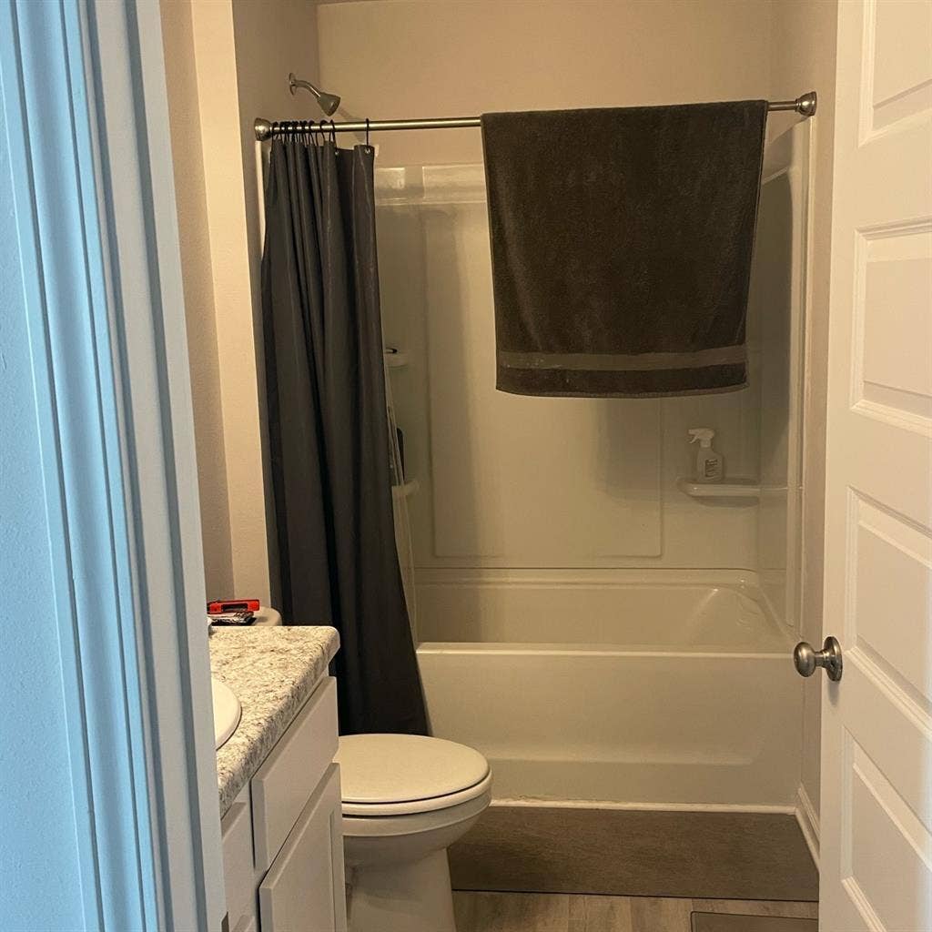 Private Room & Bathroom for RENT