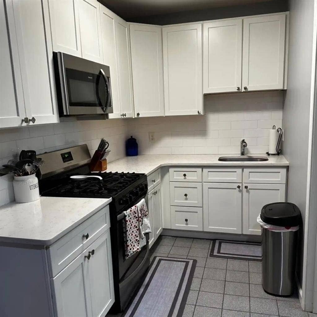 Looking for Roommate for 2 bedroom