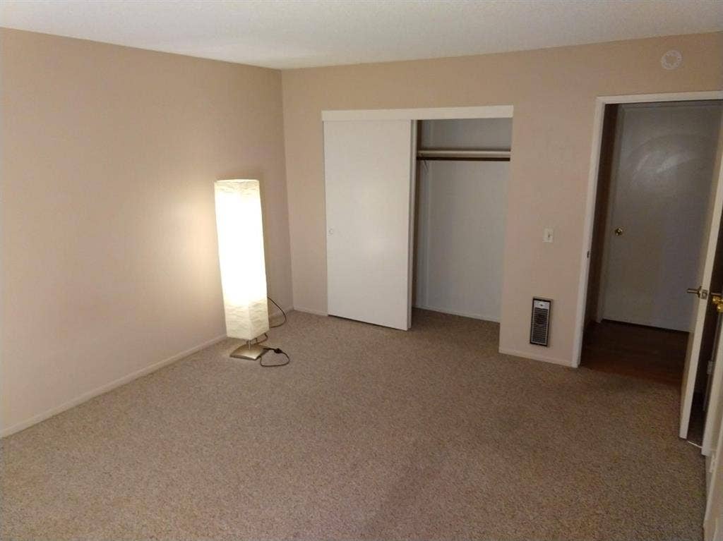 $1400 for a master bedroom