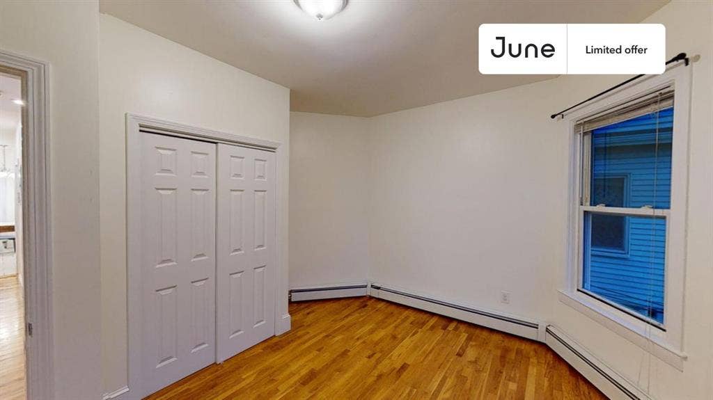 3 BR in Boston