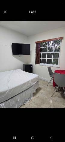 Private room Coral Gables Area