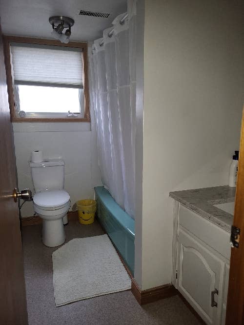 Room for rent with private bathroom