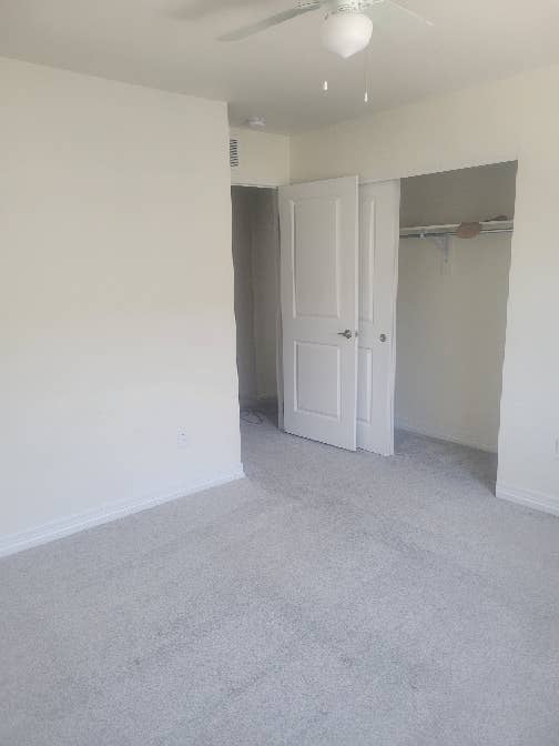 Room Available Near DIA/Brighton