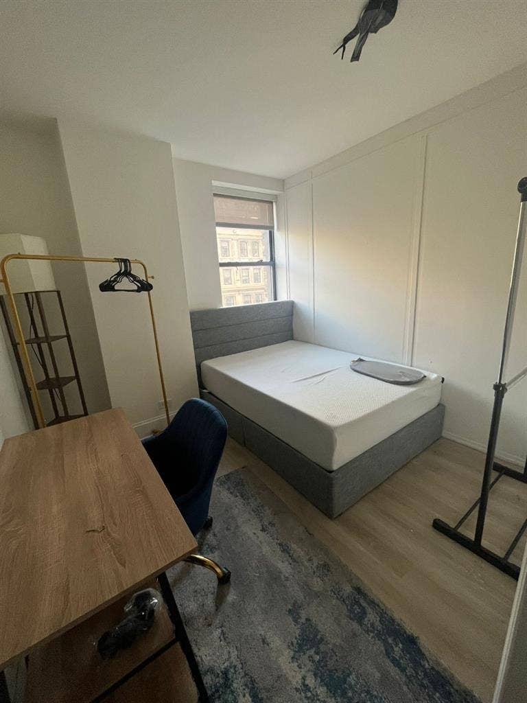 ✨Spacious Room in Midtown South✨