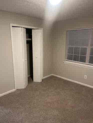 Comfortable & Quiet Room