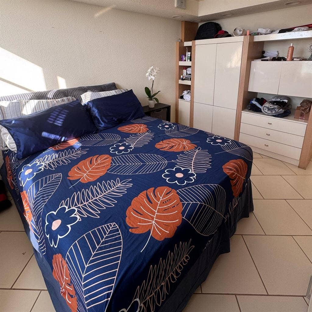 ✨ Room for rent in Aventura!