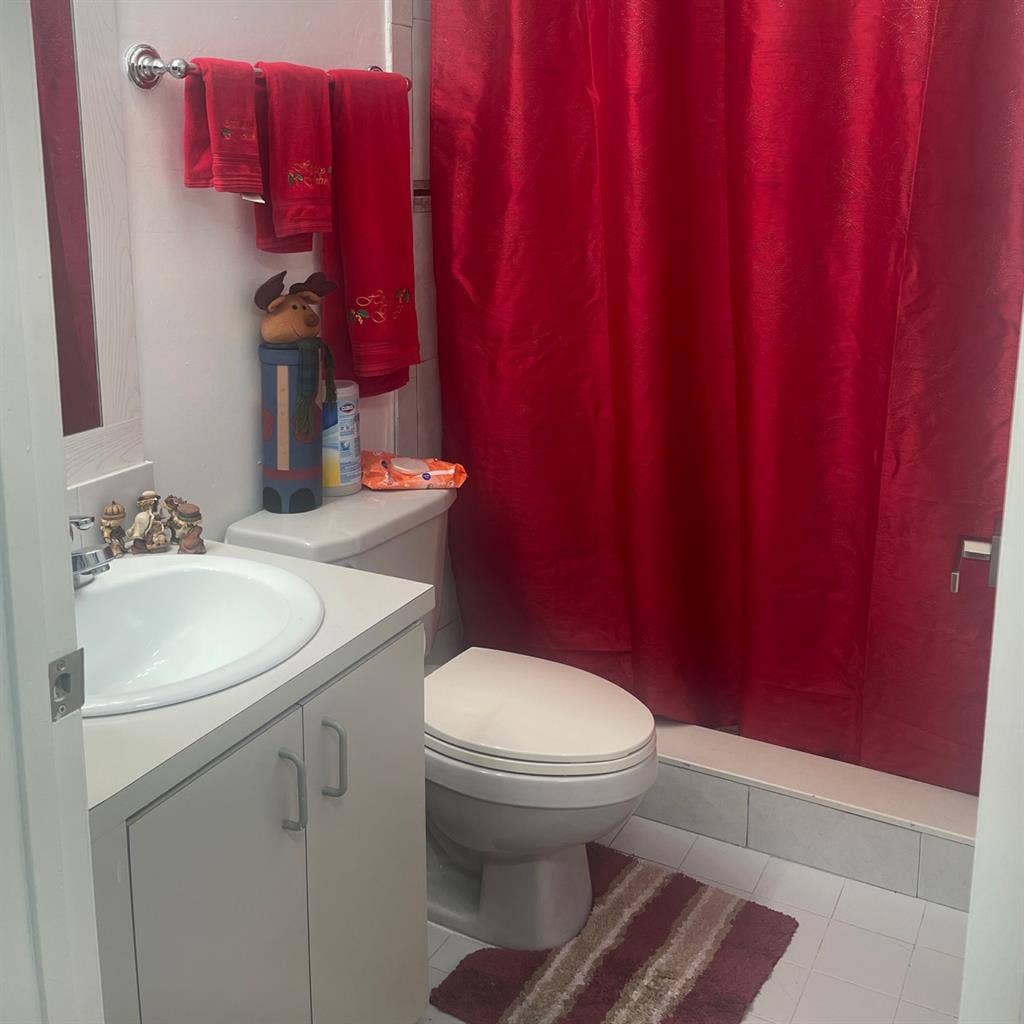 Room for rent near FIU