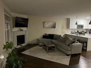 Huge room in B in Dorchester