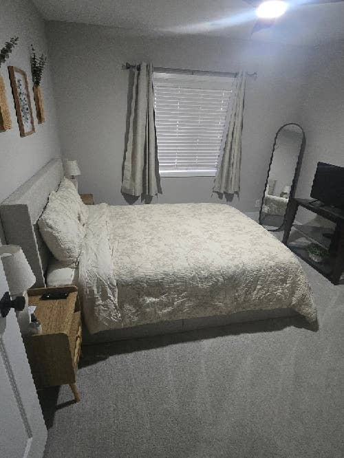 Furnished Bedroom for Rent