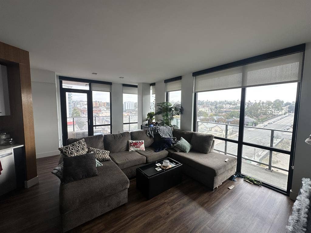 Downtown San Diego Room for Rent