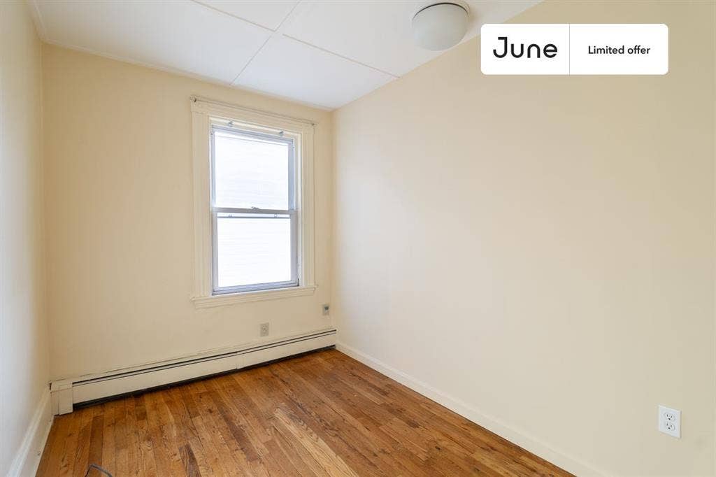 4 BR in Boston