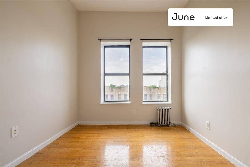 2 BR in New York City