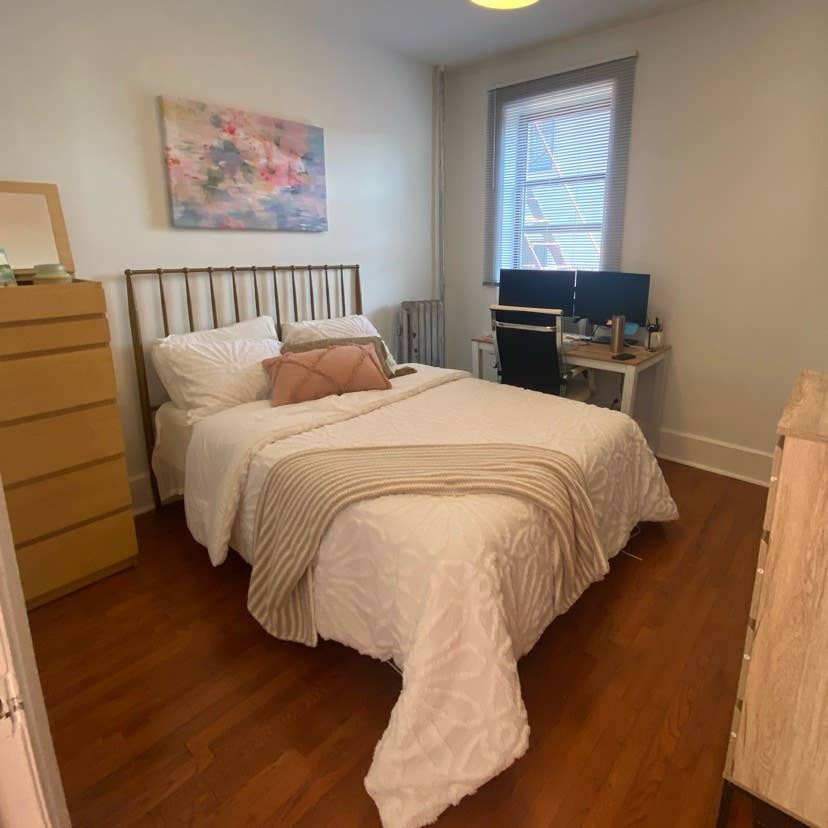 Furnished room in Brooklyn