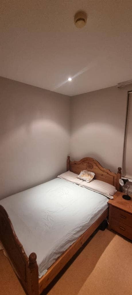 Single/double room seperate bathrom