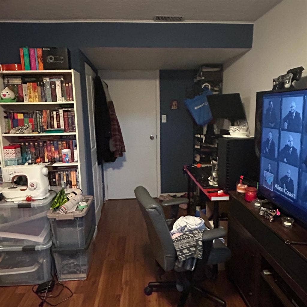 $ townhouse basement room