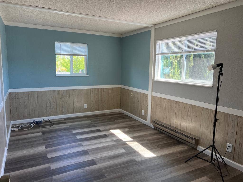 Large Private Room in NE San Jose